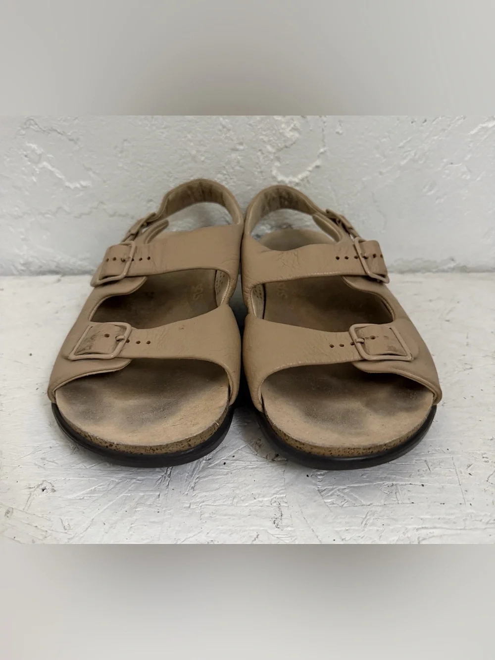 SAS Relaxed Walking Sandals Women Sz 9.5 W Beige Leather Comfort Shoe Adjustable